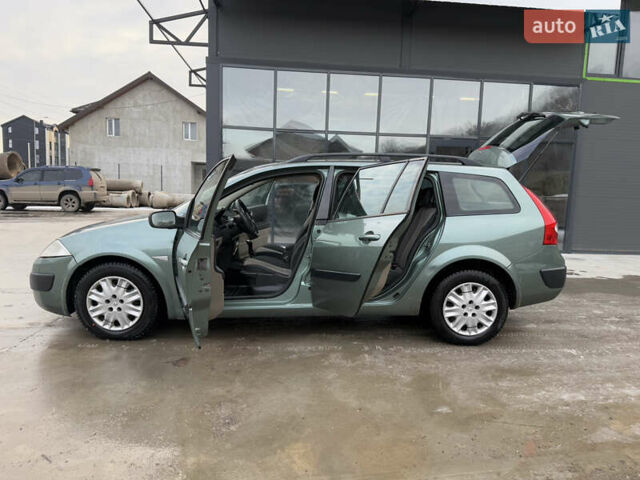 Зеленый Рено Меган, объемом двигателя 1.6 л и пробегом 294 тыс. км за 3850 $, фото 26 на Automoto.ua