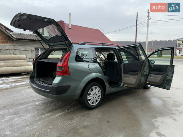 Зеленый Рено Меган, объемом двигателя 1.6 л и пробегом 294 тыс. км за 3850 $, фото 31 на Automoto.ua