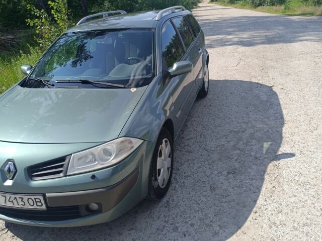 Зелений Рено Меган, об'ємом двигуна 1.6 л та пробігом 305 тис. км за 4850 $, фото 1 на Automoto.ua