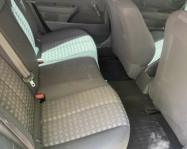 Зелений Рено Меган, об'ємом двигуна 1.4 л та пробігом 287 тис. км за 4650 $, фото 9 на Automoto.ua