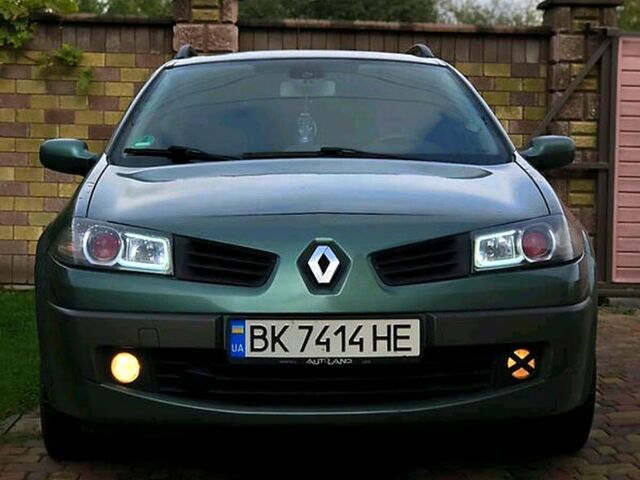 Зеленый Рено Меган, объемом двигателя 1.6 л и пробегом 200 тыс. км за 5350 $, фото 2 на Automoto.ua