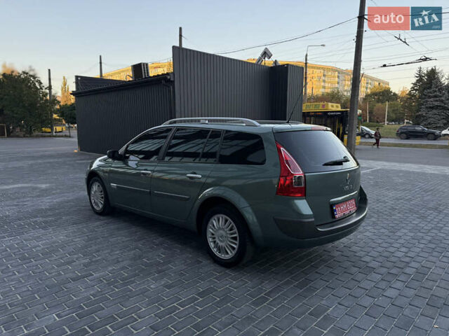 Зелений Рено Меган, об'ємом двигуна 1.6 л та пробігом 102 тис. км за 5999 $, фото 22 на Automoto.ua