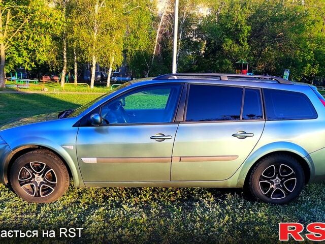 Зеленый Рено Меган, объемом двигателя 1.6 л и пробегом 200 тыс. км за 5350 $, фото 5 на Automoto.ua