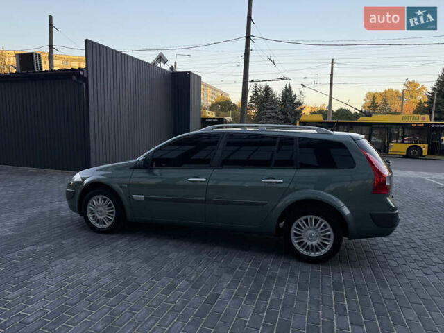 Зелений Рено Меган, об'ємом двигуна 1.6 л та пробігом 102 тис. км за 5999 $, фото 17 на Automoto.ua