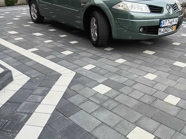 Зелений Рено Меган, об'ємом двигуна 1.6 л та пробігом 170 тис. км за 5100 $, фото 7 на Automoto.ua