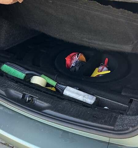 Зеленый Рено Меган, объемом двигателя 0 л и пробегом 205 тыс. км за 6000 $, фото 7 на Automoto.ua