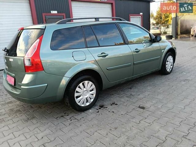 Зеленый Рено Меган, объемом двигателя 1.6 л и пробегом 231 тыс. км за 4500 $, фото 6 на Automoto.ua