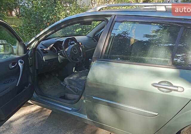 Зеленый Рено Меган, объемом двигателя 1.6 л и пробегом 183 тыс. км за 5700 $, фото 29 на Automoto.ua