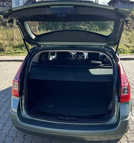 Зеленый Рено Меган, объемом двигателя 0 л и пробегом 205 тыс. км за 6000 $, фото 6 на Automoto.ua