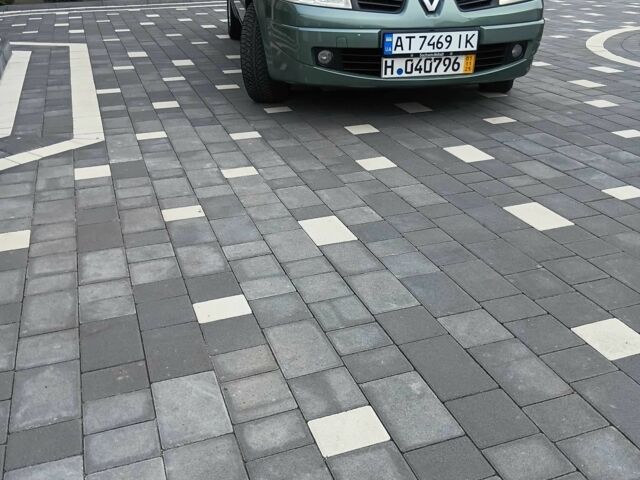 Зелений Рено Меган, об'ємом двигуна 1.6 л та пробігом 170 тис. км за 5100 $, фото 1 на Automoto.ua