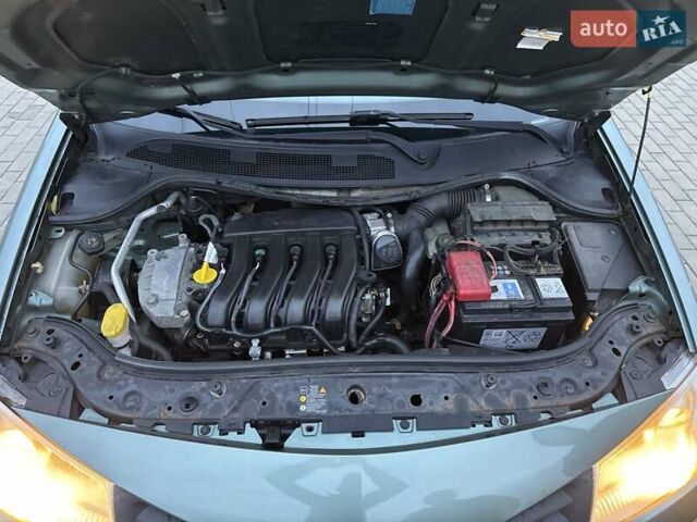 Зелений Рено Меган, об'ємом двигуна 1.6 л та пробігом 231 тис. км за 4700 $, фото 33 на Automoto.ua