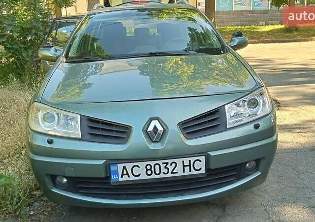 Зеленый Рено Меган, объемом двигателя 1.6 л и пробегом 183 тыс. км за 5700 $, фото 3 на Automoto.ua