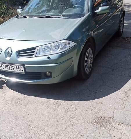 Зеленый Рено Меган, объемом двигателя 1.6 л и пробегом 183 тыс. км за 5700 $, фото 6 на Automoto.ua