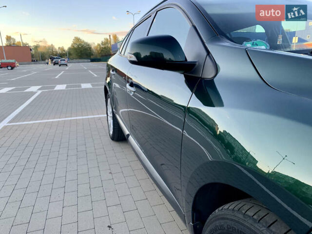 Рено Меган 2009 в Сумах на Automoto.ua Зеленый Рено Меган, объемом двигателя 1.6 л и пробегом 295 тыс. км за 6999 $, фото 9 на Automoto.ua