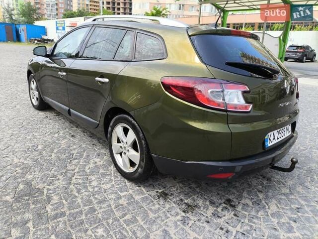 Зеленый Рено Меган, объемом двигателя 1.4 л и пробегом 335 тыс. км за 4800 $, фото 13 на Automoto.ua