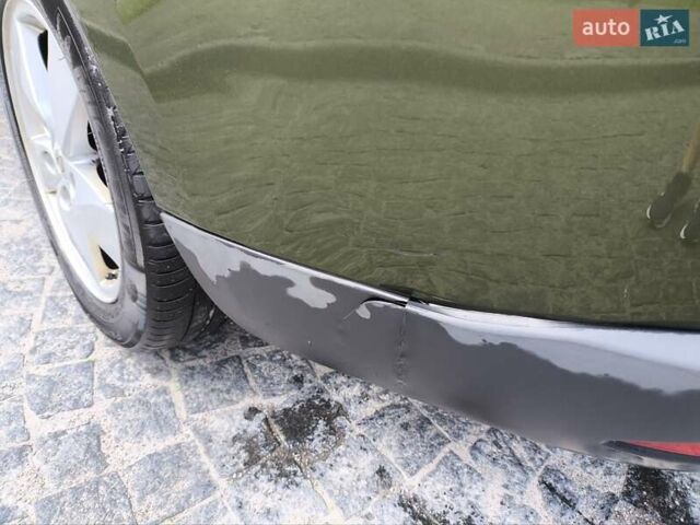 Зеленый Рено Меган, объемом двигателя 1.4 л и пробегом 335 тыс. км за 4800 $, фото 2 на Automoto.ua