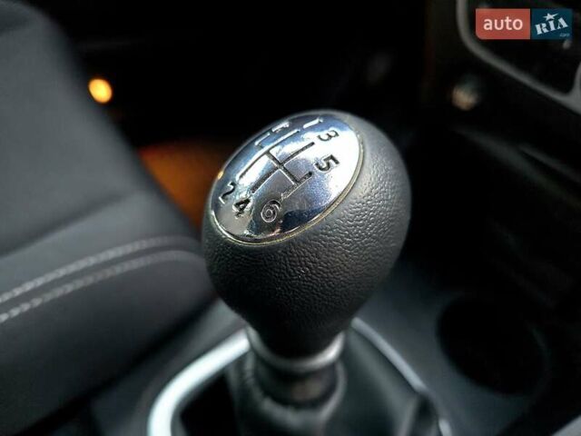 Зеленый Рено Меган, объемом двигателя 1.6 л и пробегом 173 тыс. км за 7400 $, фото 62 на Automoto.ua