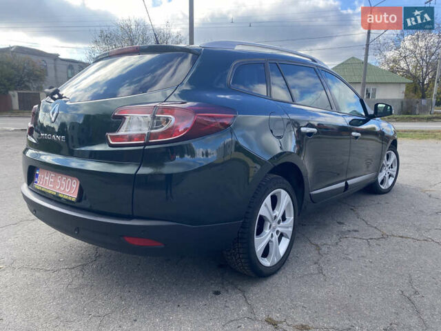Зелений Рено Меган, об'ємом двигуна 1.6 л та пробігом 205 тис. км за 8700 $, фото 11 на Automoto.ua