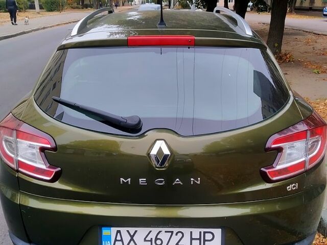 Зеленый Рено Меган, объемом двигателя 1.5 л и пробегом 220 тыс. км за 6000 $, фото 4 на Automoto.ua