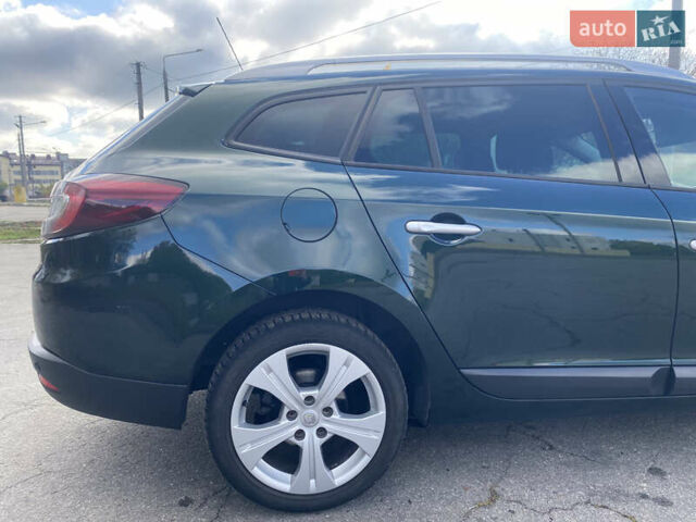 Зелений Рено Меган, об'ємом двигуна 1.6 л та пробігом 205 тис. км за 8700 $, фото 22 на Automoto.ua