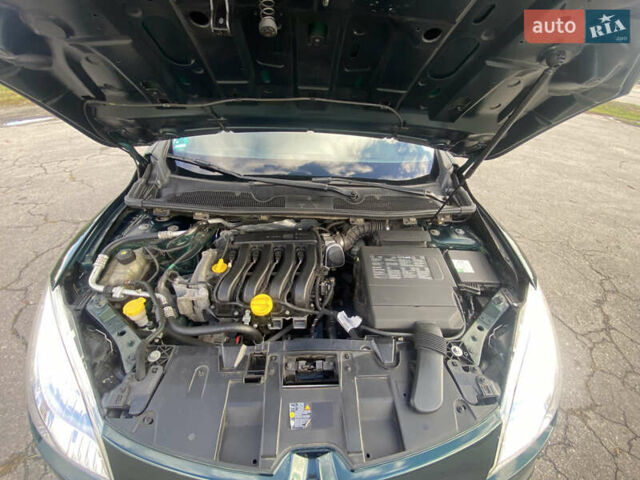 Зелений Рено Меган, об'ємом двигуна 1.6 л та пробігом 205 тис. км за 8700 $, фото 41 на Automoto.ua