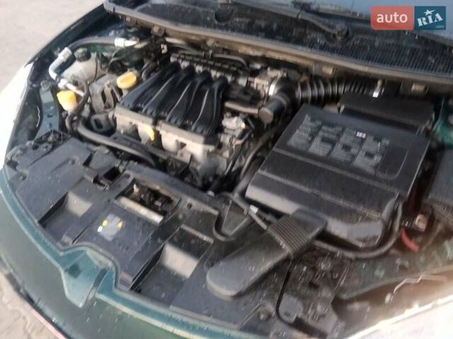 Зелений Рено Меган, об'ємом двигуна 2 л та пробігом 272 тис. км за 6900 $, фото 13 на Automoto.ua