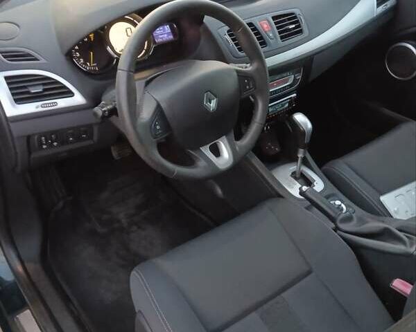 Зелений Рено Меган, об'ємом двигуна 2 л та пробігом 272 тис. км за 6900 $, фото 2 на Automoto.ua