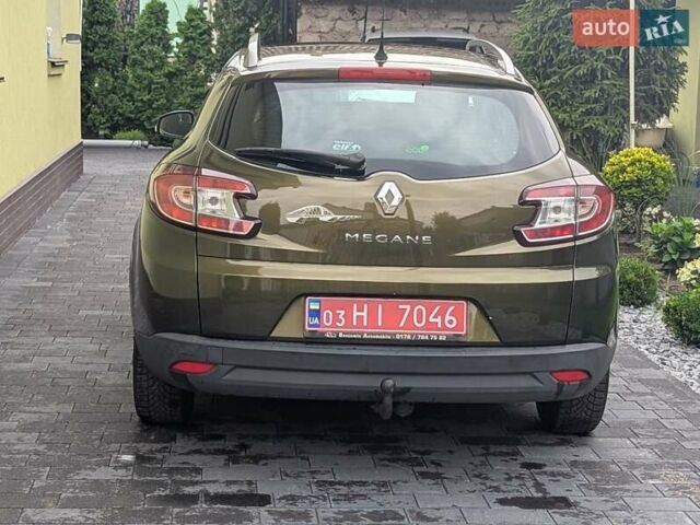 Зеленый Рено Меган, объемом двигателя 1.6 л и пробегом 168 тыс. км за 7300 $, фото 4 на Automoto.ua