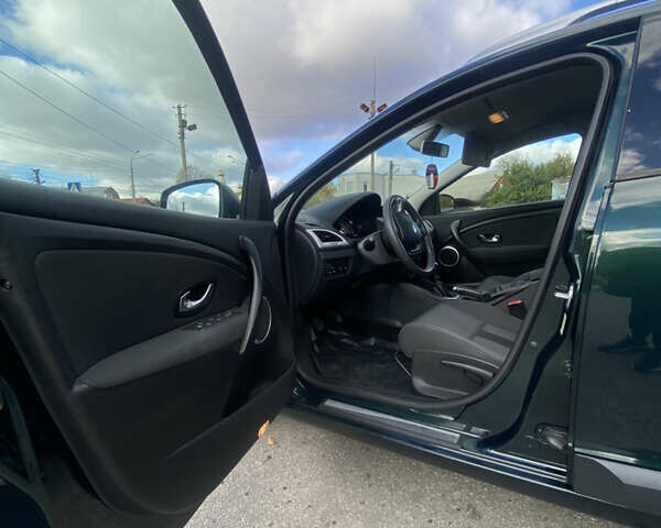 Зелений Рено Меган, об'ємом двигуна 1.6 л та пробігом 205 тис. км за 8700 $, фото 30 на Automoto.ua