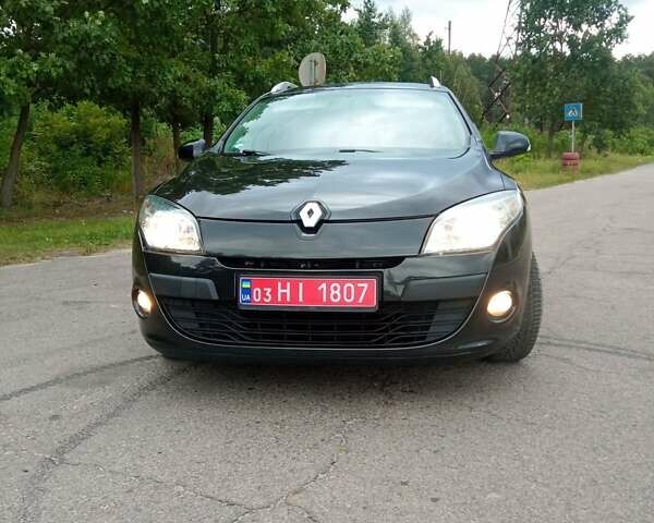 Зеленый Рено Меган, объемом двигателя 1.6 л и пробегом 198 тыс. км за 6499 $, фото 7 на Automoto.ua