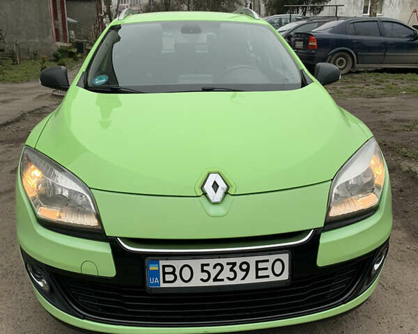 Зелений Рено Меган, об'ємом двигуна 1.46 л та пробігом 191 тис. км за 7900 $, фото 5 на Automoto.ua