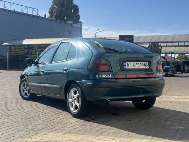 Зеленый Рено Меган, объемом двигателя 2 л и пробегом 250 тыс. км за 2100 $, фото 1 на Automoto.ua