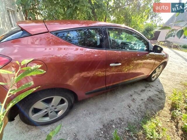 Оранжевый Рено Меган, объемом двигателя 2 л и пробегом 181 тыс. км за 6900 $, фото 2 на Automoto.ua