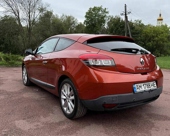 Оранжевый Рено Меган, объемом двигателя 2 л и пробегом 260 тыс. км за 7500 $, фото 7 на Automoto.ua