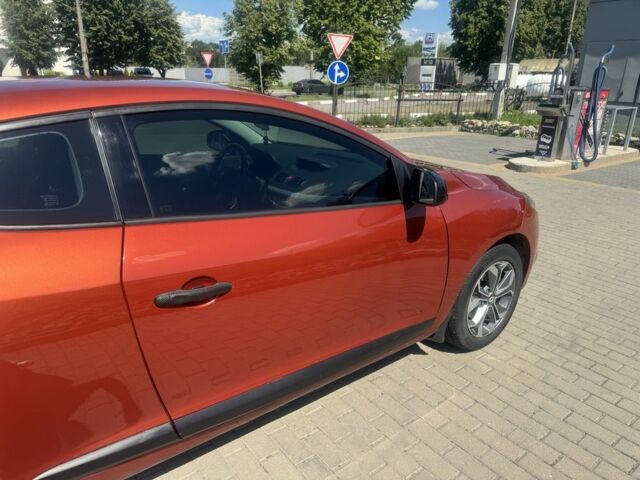 Оранжевый Рено Меган, объемом двигателя 2 л и пробегом 223 тыс. км за 7483 $, фото 9 на Automoto.ua