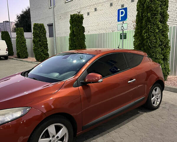 Помаранчевий Рено Меган, об'ємом двигуна 2 л та пробігом 147 тис. км за 7400 $, фото 8 на Automoto.ua