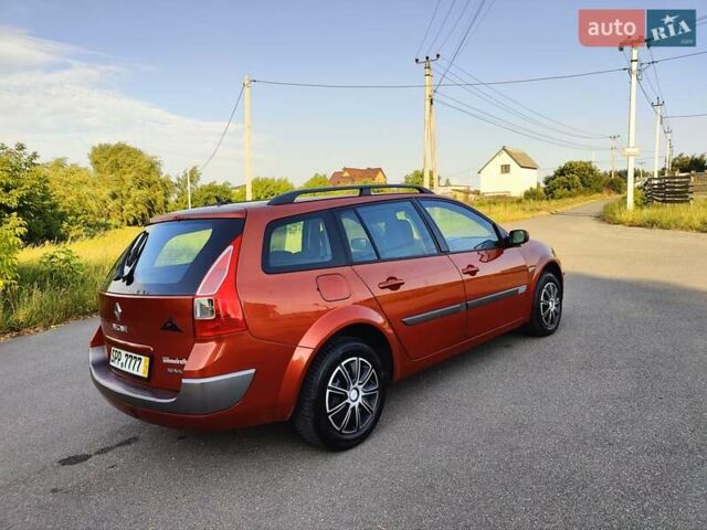 Оранжевый Рено Меган, объемом двигателя 0 л и пробегом 163 тыс. км за 5200 $, фото 6 на Automoto.ua