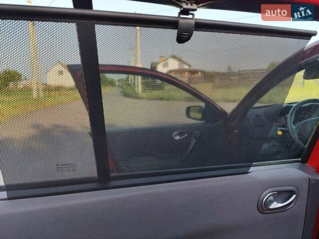 Оранжевый Рено Меган, объемом двигателя 0 л и пробегом 163 тыс. км за 5200 $, фото 37 на Automoto.ua