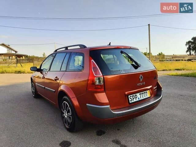 Оранжевый Рено Меган, объемом двигателя 0 л и пробегом 163 тыс. км за 5200 $, фото 2 на Automoto.ua