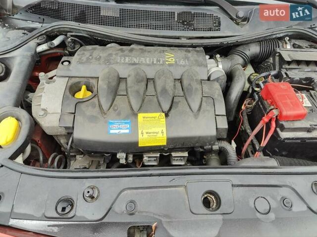 Оранжевый Рено Меган, объемом двигателя 1.6 л и пробегом 163 тыс. км за 5200 $, фото 25 на Automoto.ua