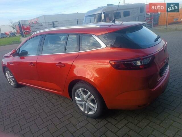 Оранжевый Рено Меган, объемом двигателя 1.2 л и пробегом 129 тыс. км за 7500 $, фото 4 на Automoto.ua