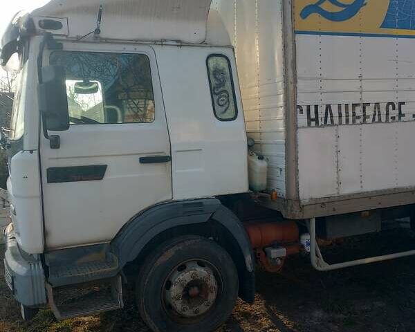 Білий Рено Мідлайнер, об'ємом двигуна 6.2 л та пробігом 700 тис. км за 6000 $, фото 3 на Automoto.ua