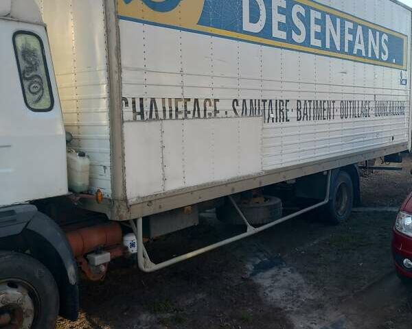Білий Рено Мідлайнер, об'ємом двигуна 6.2 л та пробігом 700 тис. км за 6000 $, фото 4 на Automoto.ua