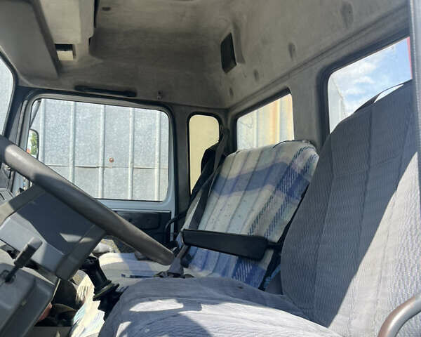 Білий Рено Мідлайнер, об'ємом двигуна 6 л та пробігом 200 тис. км за 19900 $, фото 9 на Automoto.ua
