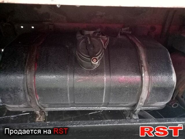 Рено Мидлайнер, объемом двигателя 6.2 л и пробегом 470 тыс. км за 8500 $, фото 3 на Automoto.ua