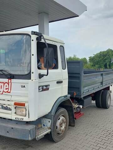 Сірий Рено Мідлайнер, об'ємом двигуна 4.6 л та пробігом 1 тис. км за 10000 $, фото 1 на Automoto.ua