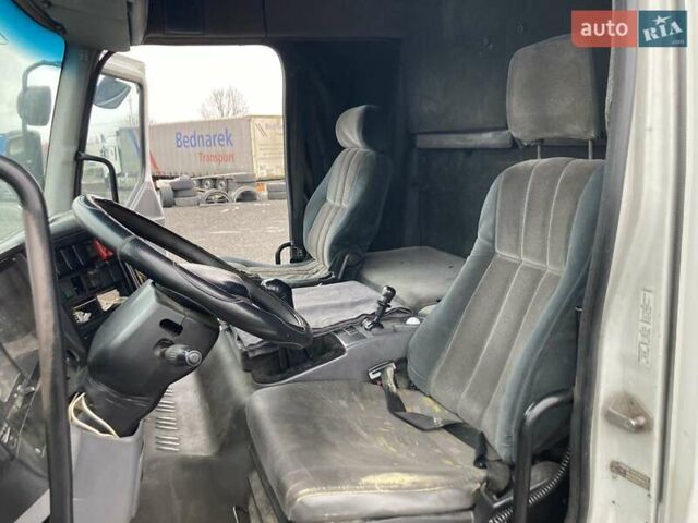 Белый Рено Мидлум, объемом двигателя 6.18 л и пробегом 1 тыс. км за 7600 $, фото 9 на Automoto.ua