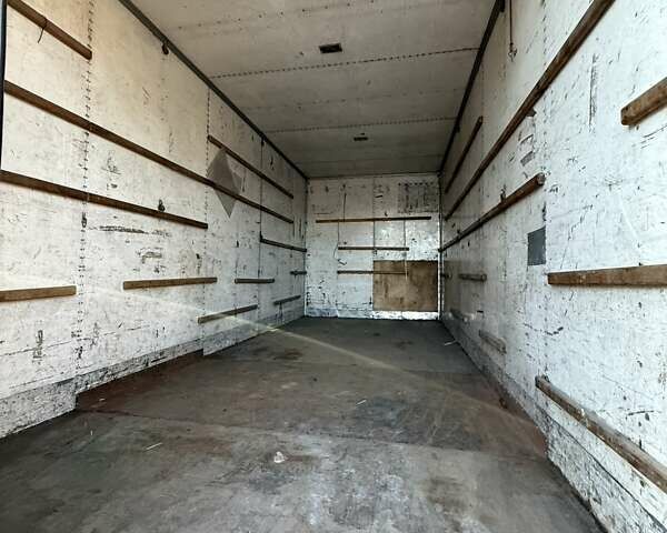 Белый Рено Мидлум, объемом двигателя 4.1 л и пробегом 570 тыс. км за 9500 $, фото 10 на Automoto.ua