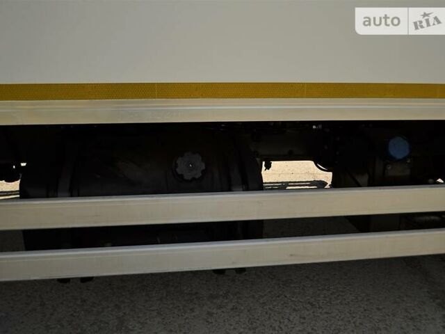 Білий Рено Мідлум, об'ємом двигуна 0 л та пробігом 543 тис. км за 26612 $, фото 39 на Automoto.ua