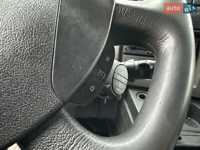 Білий Рено Мідлум, об'ємом двигуна 4.76 л та пробігом 334 тис. км за 19000 $, фото 21 на Automoto.ua